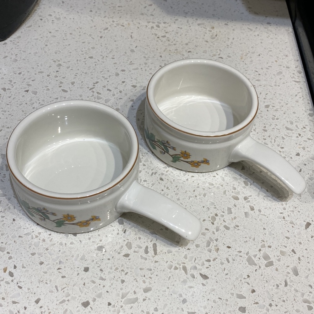 4 Fine Bake Wares/Soup Bowls with Handles
